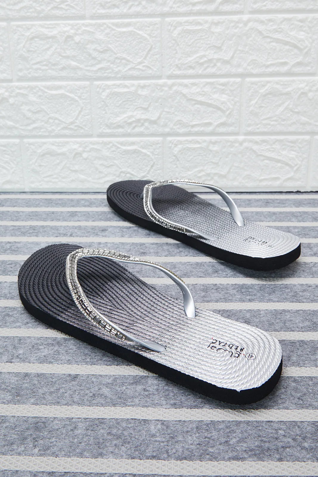 Black With Trim Flip Flop